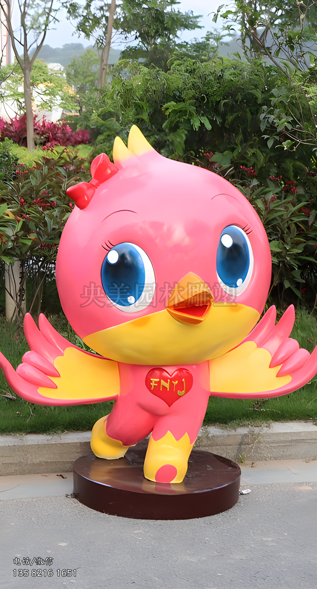 紅色（女）卡通鴿子公仔雕塑