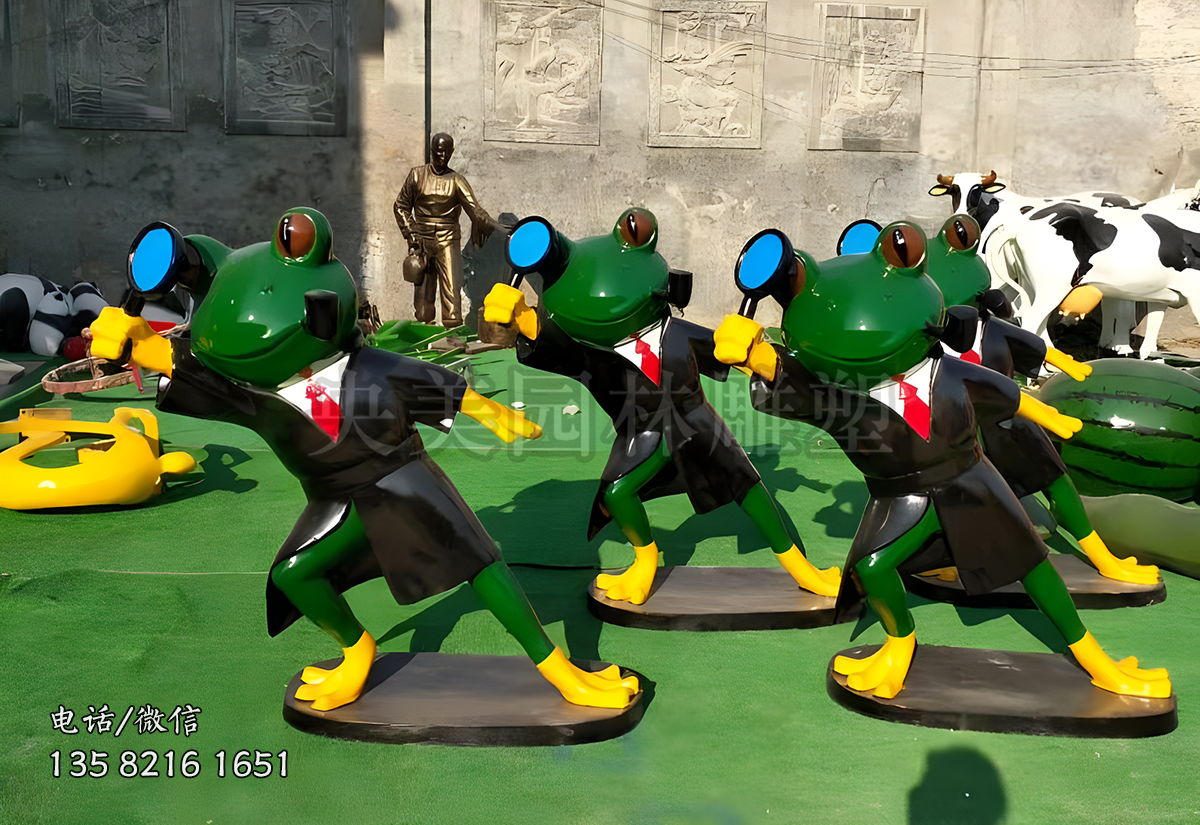 跳舞的青蛙公仔雕塑