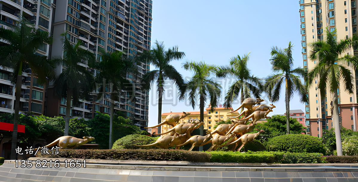 袋鼠雕塑-小區(qū)門口一群奔跑的不銹鋼袋鼠雕塑