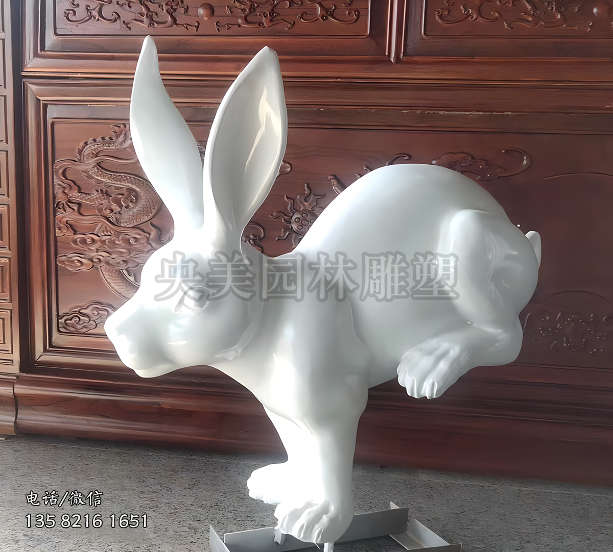 漢白玉石雕仿真兔子雕塑