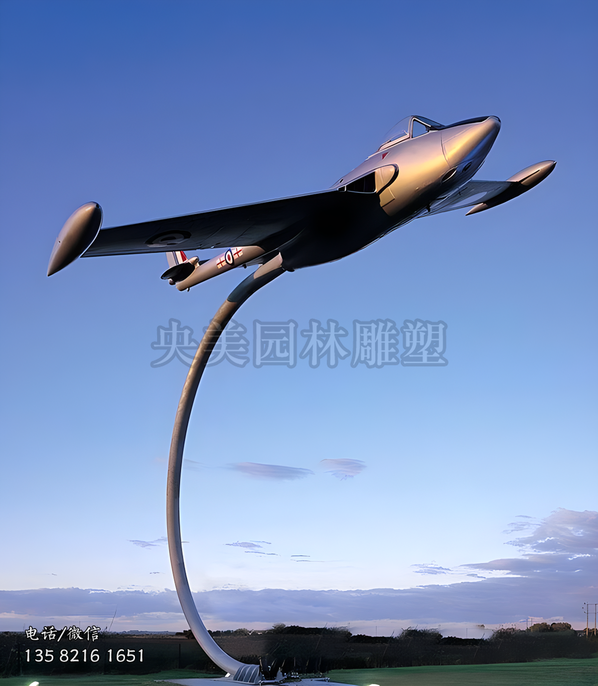 創(chuàng)意不銹鋼飛機雕塑